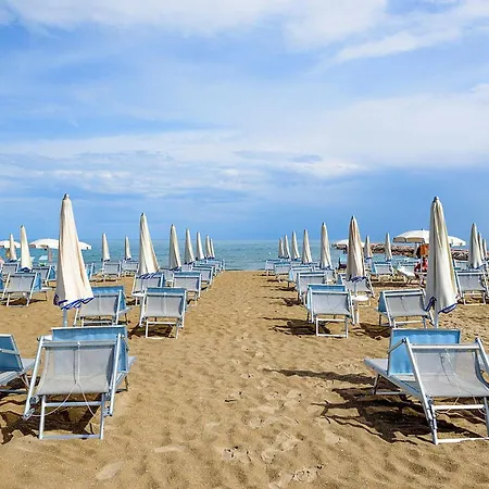 Centric By The Apartman Eraclea Mare